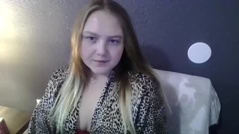PhatAssBlond online show from March 2025 04:00:02 PM