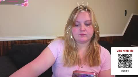 Snapshot of phatassblond chatting on March 2026 04:47:01 PM PhatAssBlond online show from March 2026 04:47:01 PM