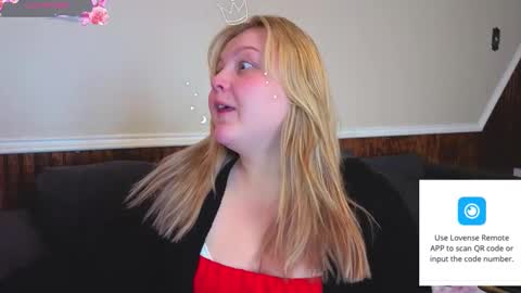 Snapshot of phatassblond chatting on March 2026 07:06:02 PM PhatAssBlond online show from March 2026 07:06:02 PM
