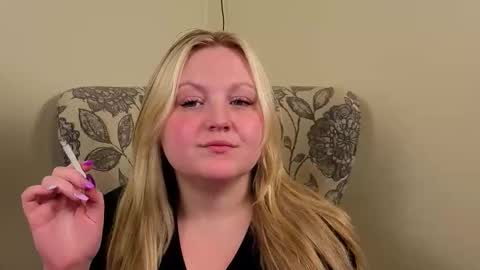 PhatAssBlond online show from May 2026 11:46:01 PM