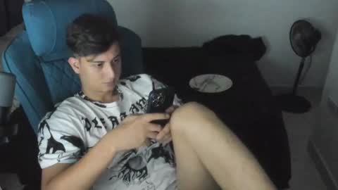 Snapshot of philip_dj chatting on January 2026 09:46:02 AM philip_dj online show from January 2026 09:46:02 AM