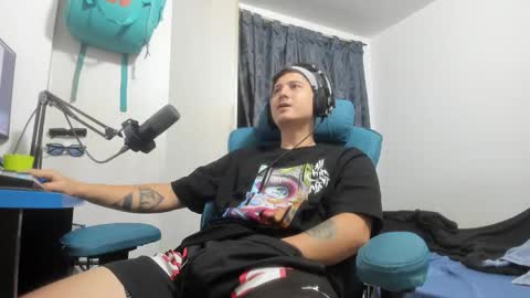 Snapshot of philip_dj chatting on January 2026 09:25:01 AM philip_dj online show from January 2026 09:25:01 AM