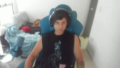 Snapshot of philip_dj chatting on April 2026 02:34:02 PM philip_dj online show from April 2026 02:34:02 PM