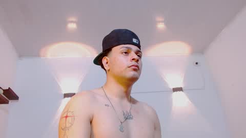 Snapshot of philip_jons chatting on February 2026 10:11:01 PM Philip online show from February 2026 10:11:01 PM