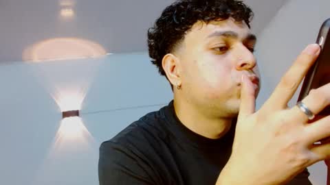 Snapshot of philip_jons chatting on February 2026 10:19:01 PM Philip online show from February 2026 10:19:01 PM