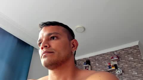 Philipe online show from March 2025 09:54:02 PM