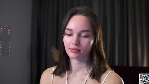 Snapshot of philippabrainard chatting on January 2025 05:18:02 AM Hello guys Sweet Scarlett here NEXT LIVE 5AM 2 gmt online show from January 2025 05:18:02 AM