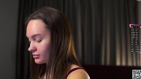 Snapshot of philippabrainard chatting on January 2025 05:23:02 AM Hello guys Sweet Scarlett here NEXT LIVE 5AM 2 gmt online show from January 2025 05:23:02 AM