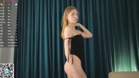 Snapshot of philippabrainard chatting on March 2025 05:16:02 PM Hello guys Sweet Scarlett here NEXT LIVE 5AM 2 gmt online show from March 2025 05:16:02 PM