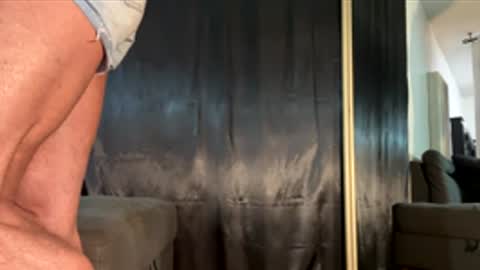 Snapshot of philiptzion chatting on April 2026 07:03:01 AM philiptzion online show from April 2026 07:03:01 AM