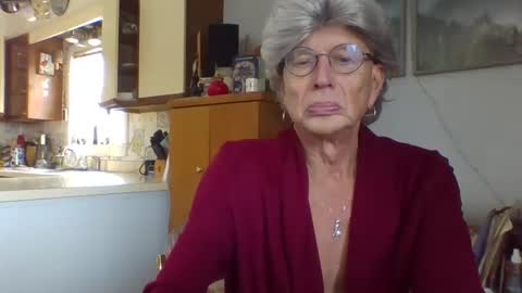 Snapshot of phillipa1023 chatting on January 2025 04:30:02 PM phillipa online show from January 2025 04:30:02 PM