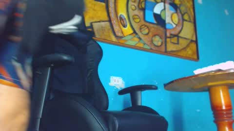 Snapshot of phlilloyhighclouds chatting on January 2026 10:46:02 PM phlilloyhighclouds online show from January 2026 10:46:02 PM