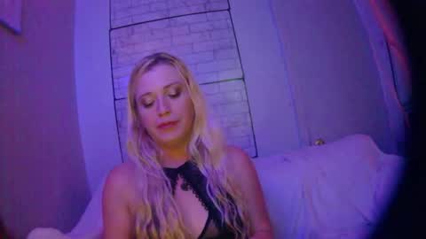 Snapshot of phulaen chatting on December 2024 09:32:02 AM Phulaen online show from December 2024 09:32:02 AM