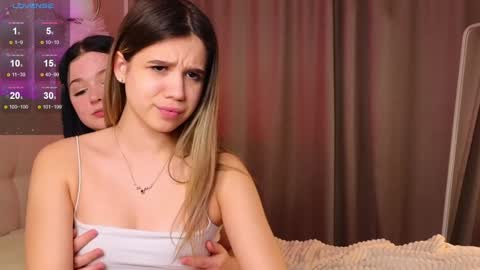 Snapshot of phyllisheart chatting on January 2025 02:30:02 PM Lora black and Lili blonde welcome you here online show from January 2025 02:30:02 PM