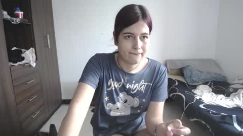 Snapshot of pia_alonzo30 chatting on May 2026 08:06:02 PM izzy online show from May 2026 08:06:02 PM