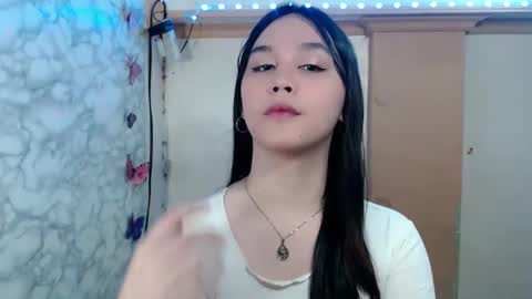 Ms Pia online show from April 2026 05:15:02 PM