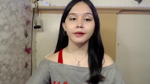 Ms Pia online show from May 2026 07:19:02 PM