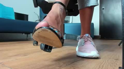    Special Couple Show - WELCOME TO XMAS   5 and 6 December  - 2 at 8 pm COL hour online show from September 2025 07:35:01 PM