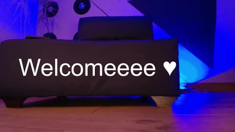    Special Couple Show - WELCOME TO XMAS   5 and 6 December  - 2 at 8 pm COL hour online show from October 2025 02:23:02 AM