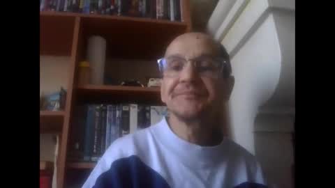 Snapshot of pichoun71 chatting on March 2025 07:21:02 AM pichoun71 online show from March 2025 07:21:02 AM
