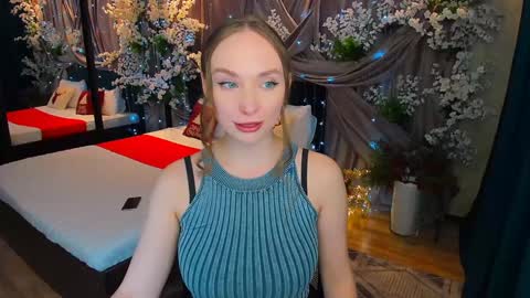 Emelie online show from January 2025 03:23:01 PM