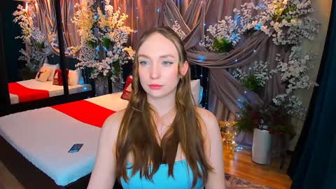 Emelie online show from January 2025 01:17:01 PM