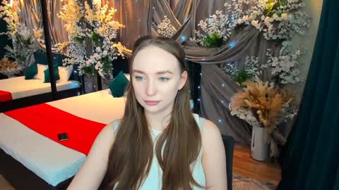 Emelie online show from February 2025 10:21:02 AM