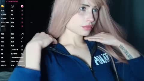 Piera online show from November 2025 07:26:02 PM