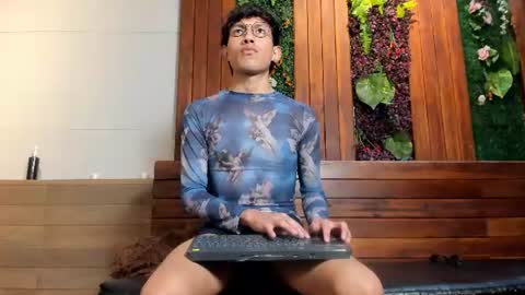 Pierre Leroy online show from July 2026 03:42:01 AM