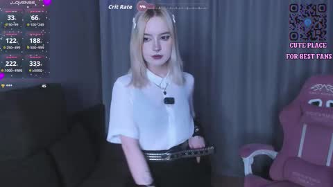 Snapshot of piginnya chatting on January 2026 02:44:01 PM piginnya online show from January 2026 02:44:01 PM