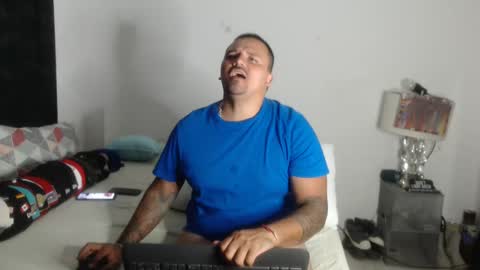 pikoro_gomez online show from March 2025 05:53:01 AM