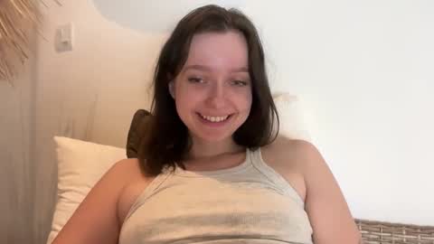 Snapshot of pileacadieri__ chatting on December 2024 01:06:02 PM Trisha online show from December 2024 01:06:02 PM