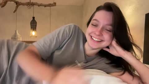 Snapshot of pileacadieri__ chatting on February 2025 02:38:02 PM Trisha online show from February 2025 02:38:02 PM