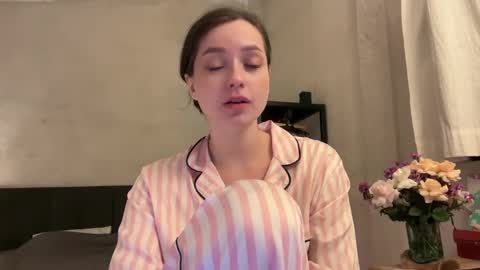 Snapshot of pileacadieri__ chatting on March 2025 11:37:02 AM Trisha online show from March 2025 11:37:02 AM