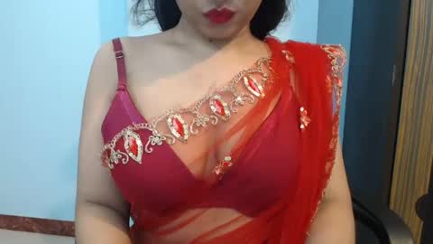 Snapshot of pilowprincess chatting on June 2026 07:19:01 PM Sayra online show from June 2026 07:19:01 PM