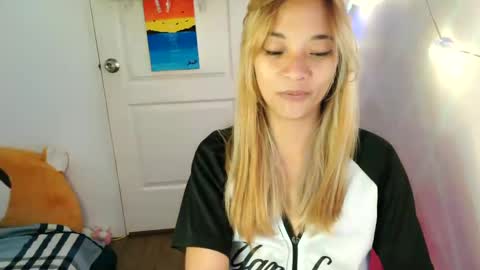 pinay beauty14 online show from February 2025 02:28:02 AM