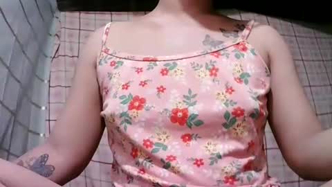 Snapshot of pinay_janella10 chatting on February 2026 04:10:02 PM pinay_janella10 online show from February 2026 04:10:02 PM