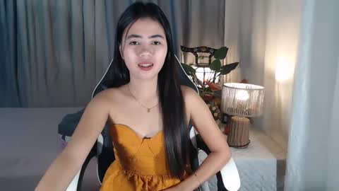 Snapshot of pinay_sharmelyn chatting on February 2026 04:29:01 PM sharmelynbebe online show from February 2026 04:29:01 PM