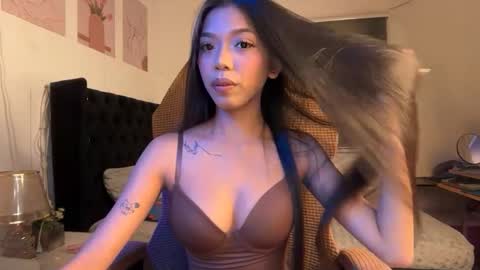 Snapshot of pinay_xpress chatting on May 2026 01:18:01 PM TINA online show from May 2026 01:18:01 PM