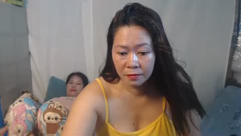 pinayhotmama08 online show from June 2026 08:22:02 PM