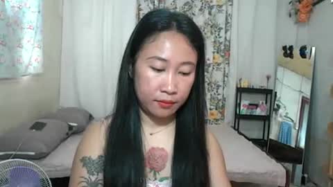 yumie  online show from June 2026 11:02:02 PM