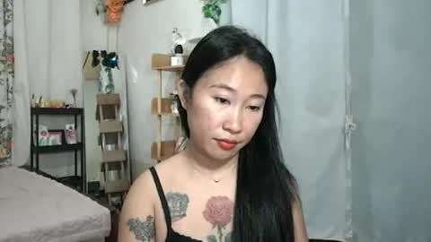 yumie  online show from June 2026 10:29:01 PM