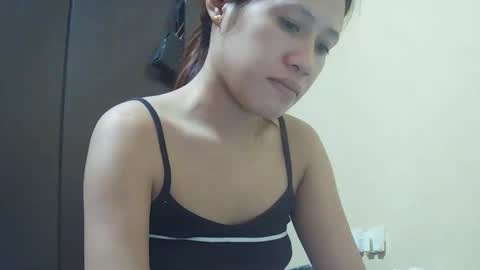 Snapshot of pinaysweet_couple chatting on January 2026 06:51:02 AM pinaysweet_couple online show from January 2026 06:51:02 AM
