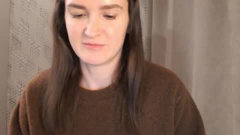 Snapshot of pineapple__mood chatting on February 2025 06:08:02 PM online show from February 2025 06:08:02 PM