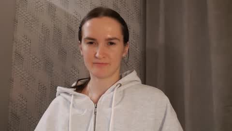 Snapshot of pineapple__mood chatting on February 2025 06:48:02 PM online show from February 2025 06:48:02 PM