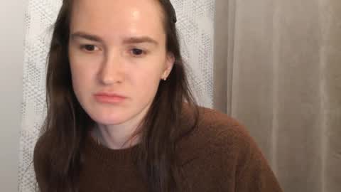 Snapshot of pineapple__mood chatting on February 2025 09:12:01 PM online show from February 2025 09:12:01 PM