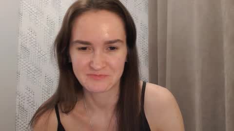 Snapshot of pineapple__mood chatting on March 2025 04:51:02 PM online show from March 2025 04:51:02 PM