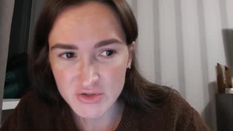 Snapshot of pineapple__mood chatting on September 2025 06:30:01 PM online show from September 2025 06:30:01 PM