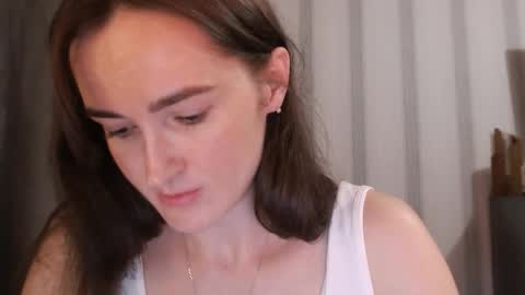 Snapshot of pineapple__mood chatting on September 2025 06:43:02 PM online show from September 2025 06:43:02 PM