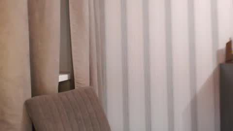 Snapshot of pineapple__mood chatting on October 2025 06:32:01 PM online show from October 2025 06:32:01 PM